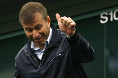 EPL: Chelsea on top, Arsenal thrash Blackpool