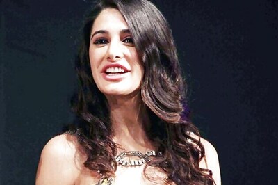 Women scribes in war zones are amazing: Nargis Fakhri