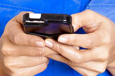 Checking smartphones frequently indicates impulsiveness: Study