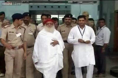 After Asaram's arrest, girl's family ends fast
