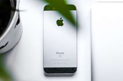 Apple Now Considers First-Gen iPhone SE As 'Vintage' - What It Means For Users