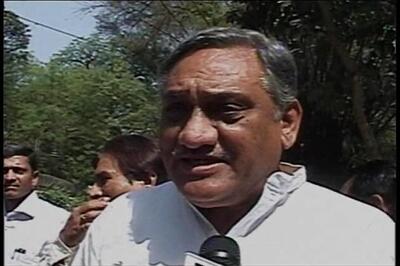 Bahuguna govt to challenge state HC order in SC