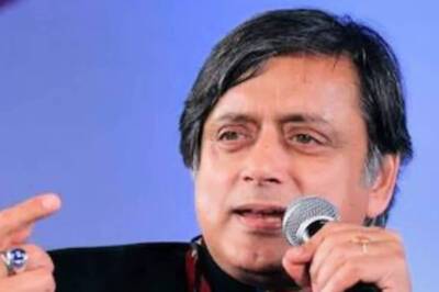 'Allodoxaphobia': Tharoor Drops 'Word of the Day' to Take Dig at BJP