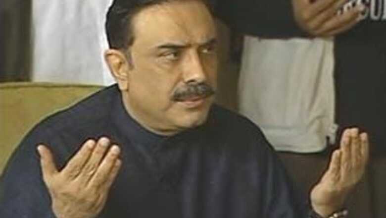 President Zardari reinstates CJ Chaudhary