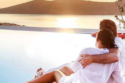 World Sauntering Day 2022: Wishes, Messages, Images and Quotes to Remind You to Slow Down and Enjoy Life