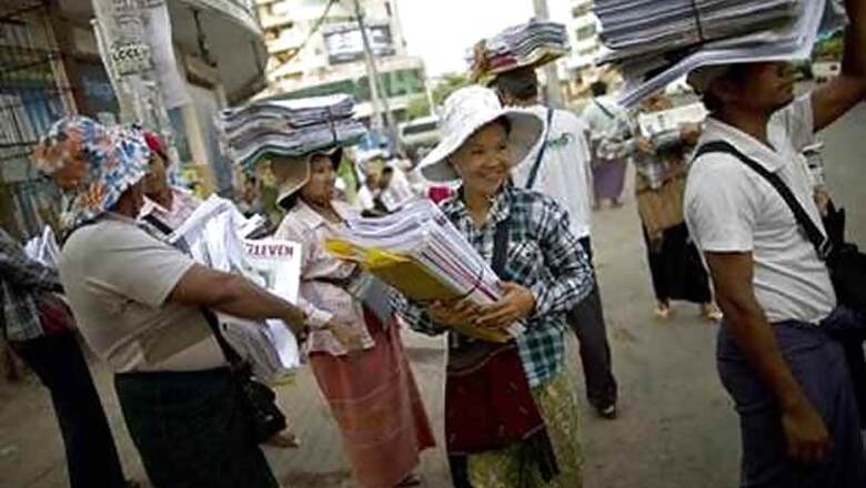 Private dailies re-emerge in Myanmar, face difficulties