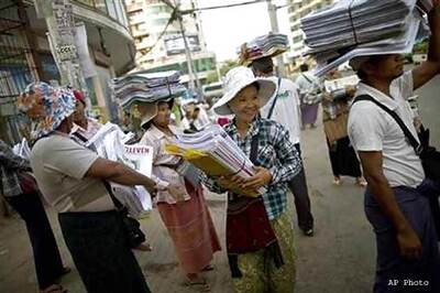 Private dailies re-emerge in Myanmar, face difficulties