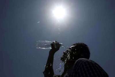 IMD Issues 'Red Alert' for North India as Heat Wave Intensifies, Asks People to Stay Indoors from 1-5pm