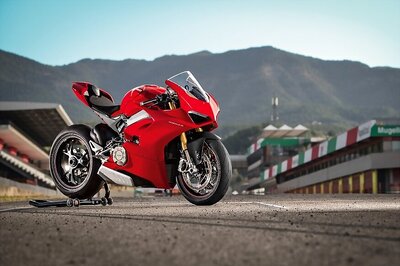 Ducati Re-Opens Bookings for Panigale V4 in India