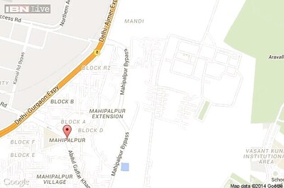 Delhi: Major fire breaks out at TATA Motors godown