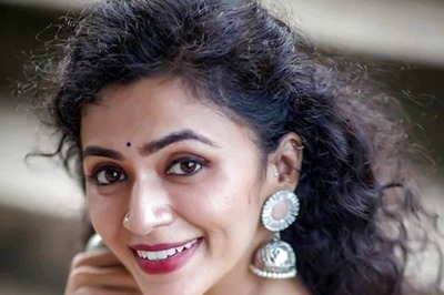 'Found The Perfect Love Story At 33': Singer Malavika Sundar Is Engaged