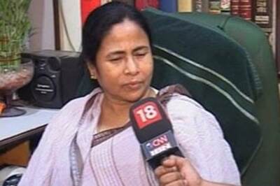 Mamata takes charge of Railways Ministry in Kolkata