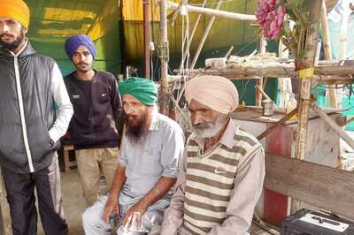 Farmer Leaders Plan to End Protest But Being ‘Forced’ by Radical Groups to Continue Stir: Intel Sources