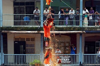 MNS Activists Booked for Defying Ban by Holding 'Dahi Handi' Event in Mumbai