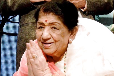 Lata Mangeshkar Never Listened To Her Iconic Songs - Do You Know Why?