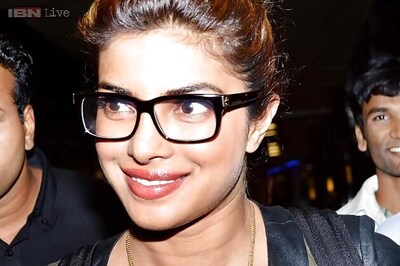 My eyes! my eyes! Is that a huge diamond on Priyanka Chopra's finger?