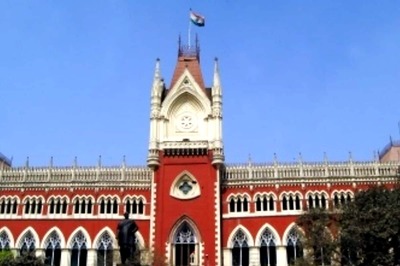 HC Directs West Bengal Govt to Provide Relief to Post-poll Violence Victims