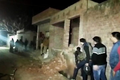 Wife of UP Hostage-taker Lynched by Locals After Cops Kill Husband; Couple's Daughter Among 23 Kids Rescued