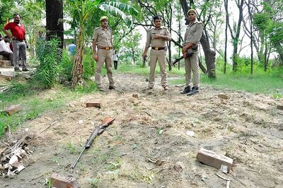 UP Govt Tells DGP to Take Action against 30 Cops over Kanpur Ambush by Vikas Dubey's Men