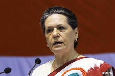 AP: Sonia's stony silence puzzles Cong leaders