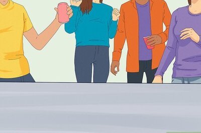 How to Play the Chandelier Drinking Game (with Bonus Rules)