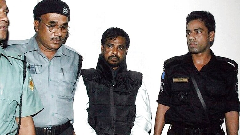Bangladesh Executes HuJI Chief Mufti Abdul Hannan, Two Associates