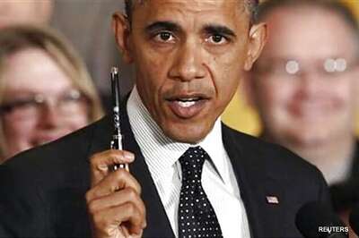 Barack Obama leaves for historic visit to Myanmar