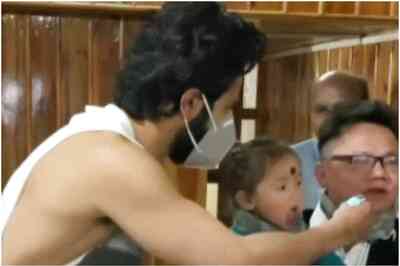 This Video of Varun Dhawan from 'Bhediya' Set is Winning the Internet