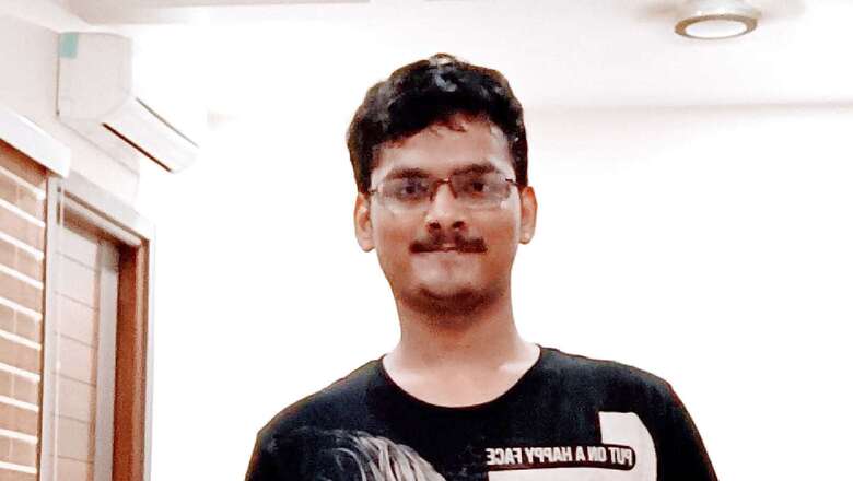 Agra Boy Nikhar Bansal Gets Rank 5 in NEET 2021, Says Seeing Doctor Father Work in Pandemic Inspired Him