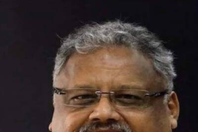 Rakesh Jhunjhunwala Portfolio: Buy This Midcap Banking Stock For Over 25% Returns in a Year