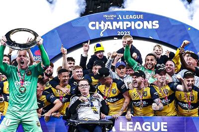 Jason Cummings Hat-trick Helps Central Coast Mariners Thrash Melbourne City and Win A-League