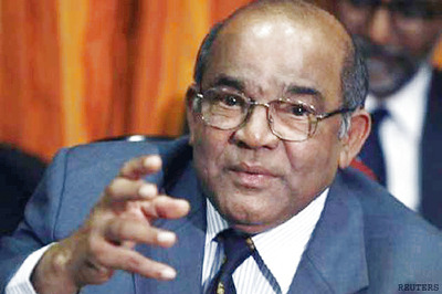 Minimum Income Scheme Can be Realised by Cutting Other Doles, Says Former RBI Governor