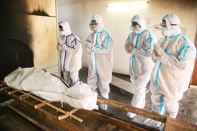 Delhi Surpasses Mumbai to Become Worst-hit City After Record Surge in Coronavirus Cases