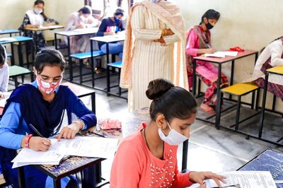 From 'Nothing Wrong' to 'bad Taste', Experts Have Varied Opinions on CBSE Question on Gujarat Violence