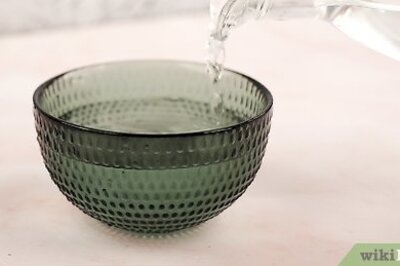 How to Clean Tarnished Jewelry at Home with Baking Soda