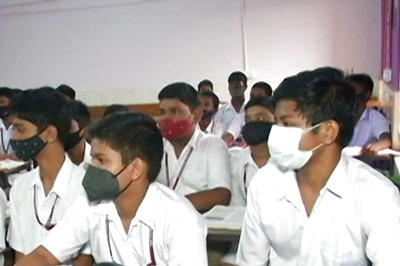 Robots to Replace Teachers? These Machines Can Now Teach Students, Clear Doubts, Conduct Assessments