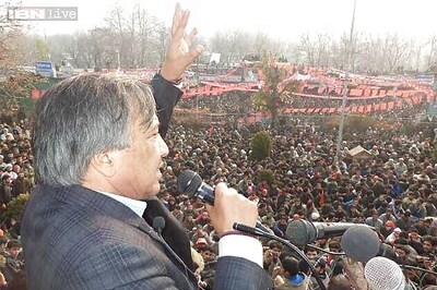 Tarigami accuses BJP of trying to divide J&K on communal lines, urges people to defeat such forces
