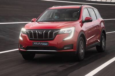 Mahindra XUV700 2022 Variants Explained: Price, Mileage, Features, Colours and More