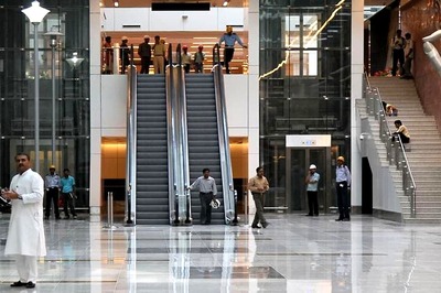 AAI Employees Stage Protest as Government Decides to Privatise 6 Airports,