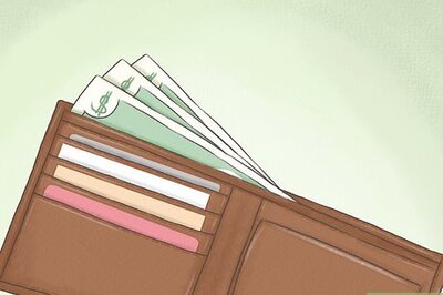 10 Essentials to Bring on a First Date