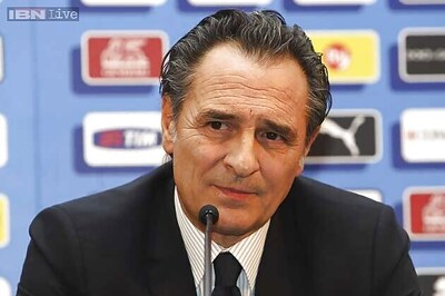 Di Livio slams Prandelli's controversial code