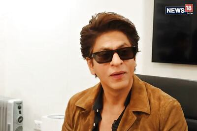 Exclusive: Shah Rukh Khan Never Sits on the Right Side of Car, Fears Driving Abroad - Watch Video