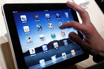 Apple iPad hits stores; awaits the rush