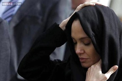 Angelina Jolie in Bosnia to campaign against war rape
