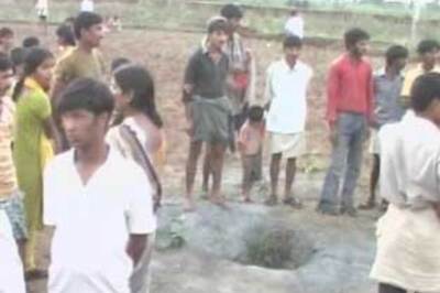 Efforts on to rescue boy from borewell in AP