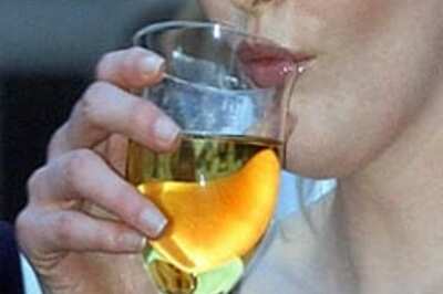 Cops snub mass nude run in China