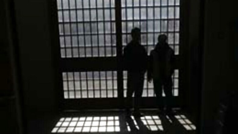 JD (U) MLA's husband escapes from police lock up