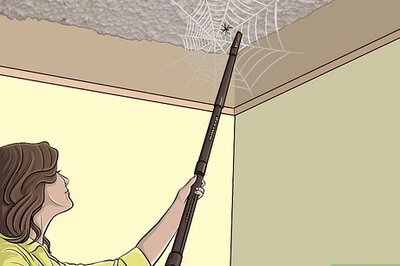 How to Clean a Popcorn Ceiling