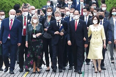 Defying China's Wrath, Czech Senator Delivers Taiwan Speech