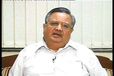 Raman Singh tells officials to redress people's grievances